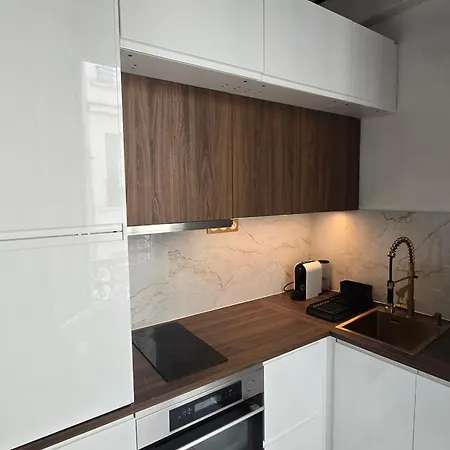 Montare - Welkeys Apartment Paris